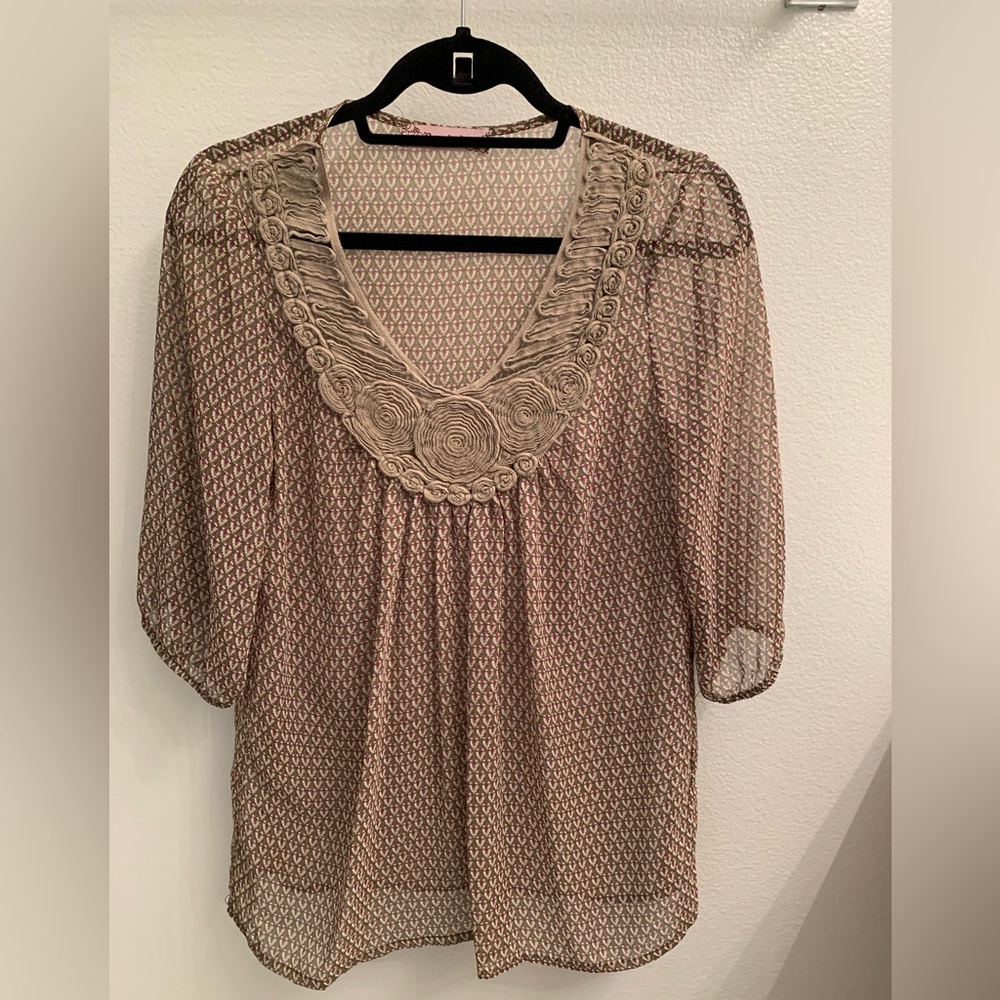 Army green, sheer boutique style blouse.